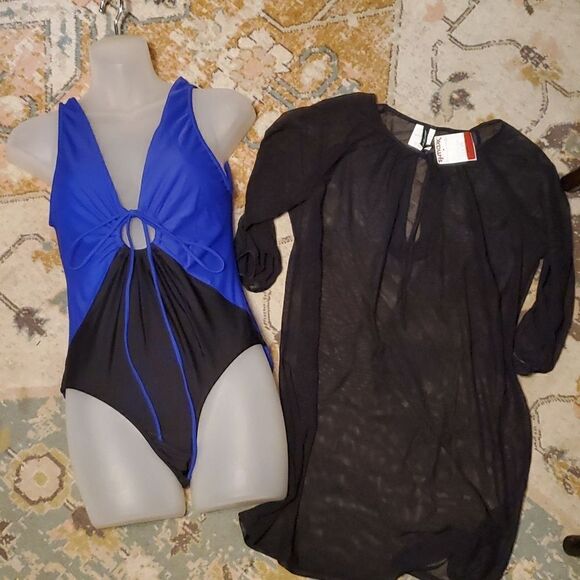 Crisscross One-Piece slimming suit & nwt cover up - Picture 1 of 8